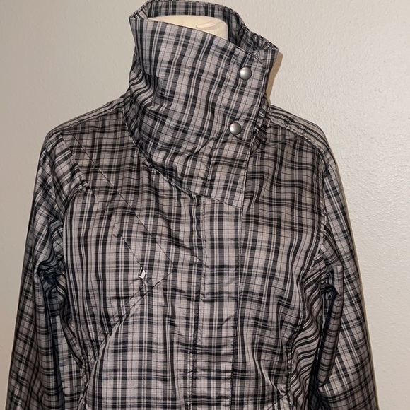 NAU XSmall Women's Taupe/Black Plaid Asymmetric Snap Closure Jacket - Picture 8 of 10